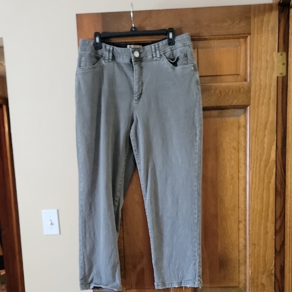 Democracy Faded Green Jeans - Picture 1 of 5